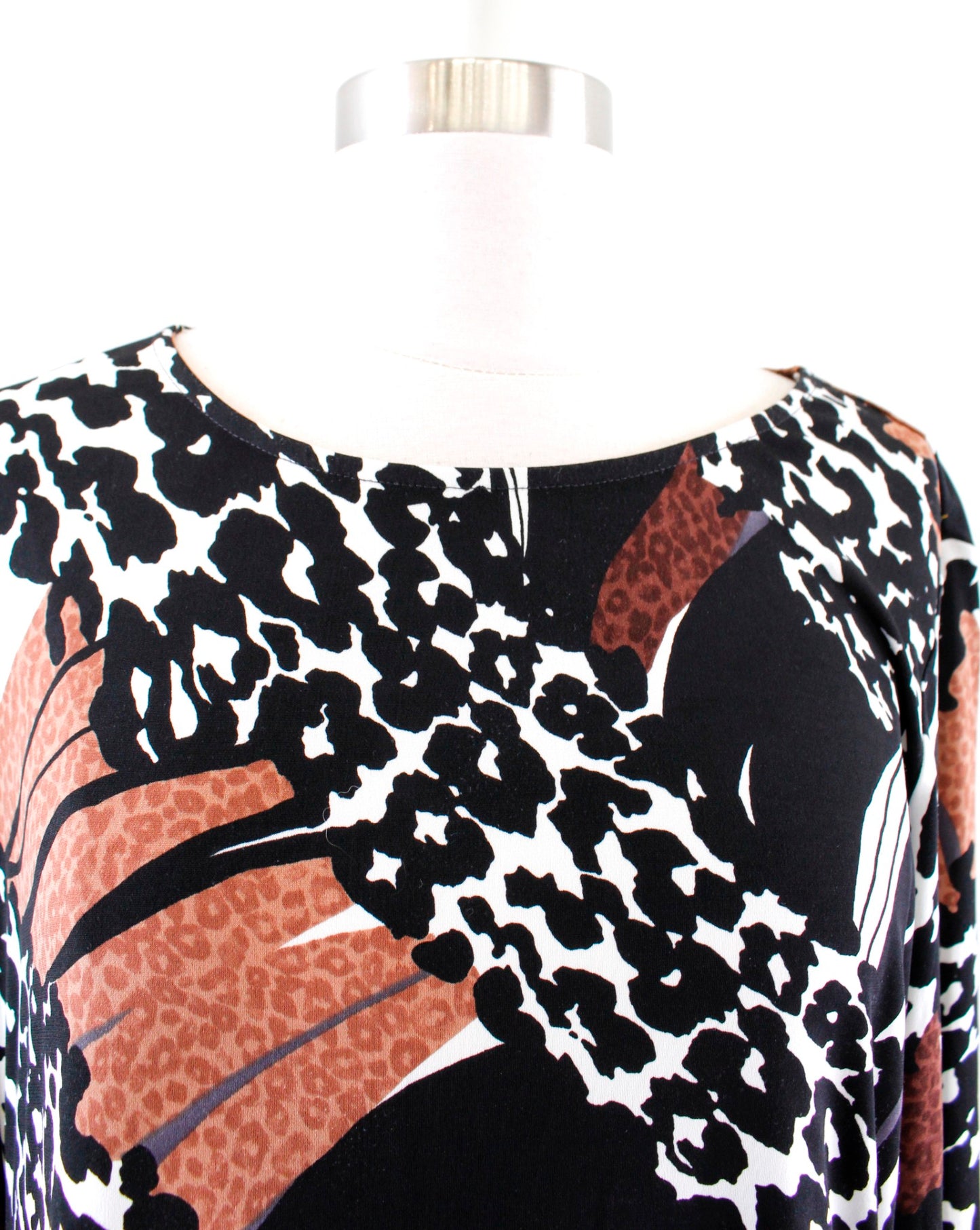 Chicos Brown Black Mixed Animal Print Jersey Knit Shift Dress Size 2 Leopard