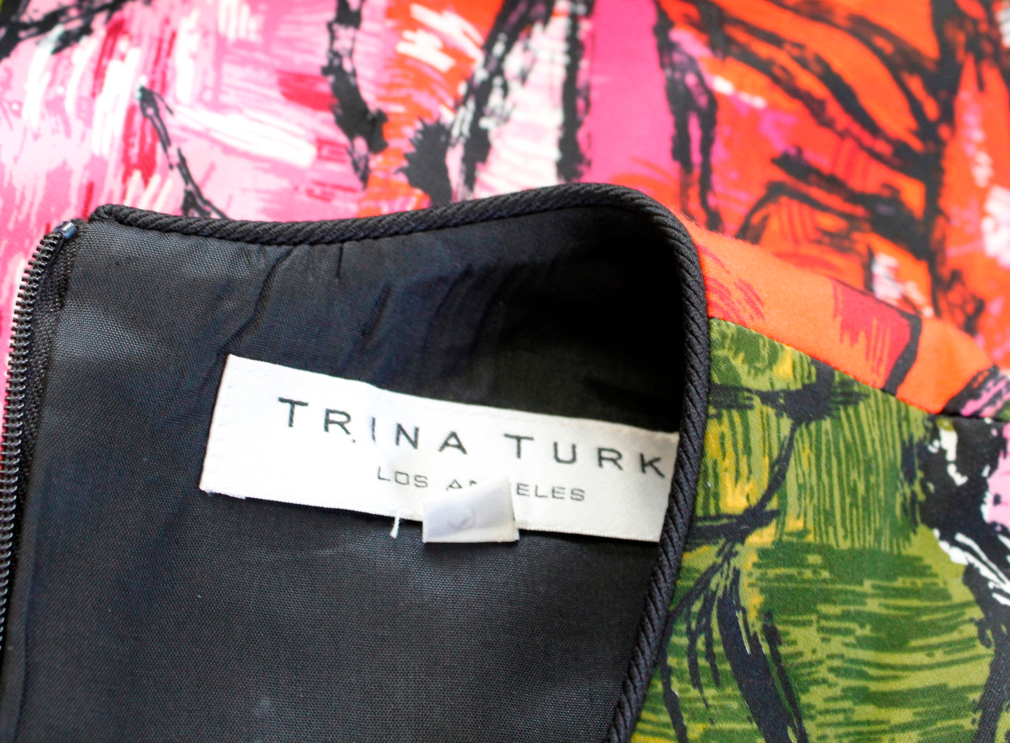 Trina Turk Mirren Rose Floral Print Chunky Belted Sheath Dress Size 2 Silk Gray
