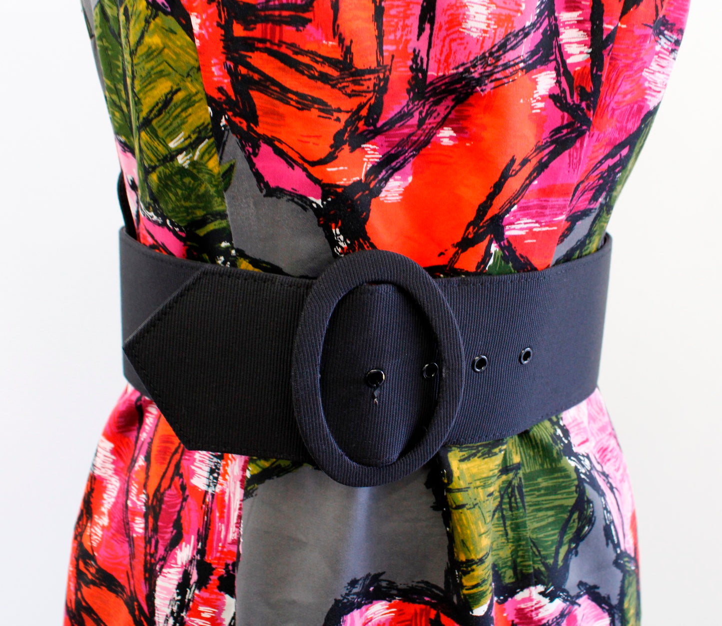 Trina Turk Mirren Rose Floral Print Chunky Belted Sheath Dress Size 2 Silk Gray