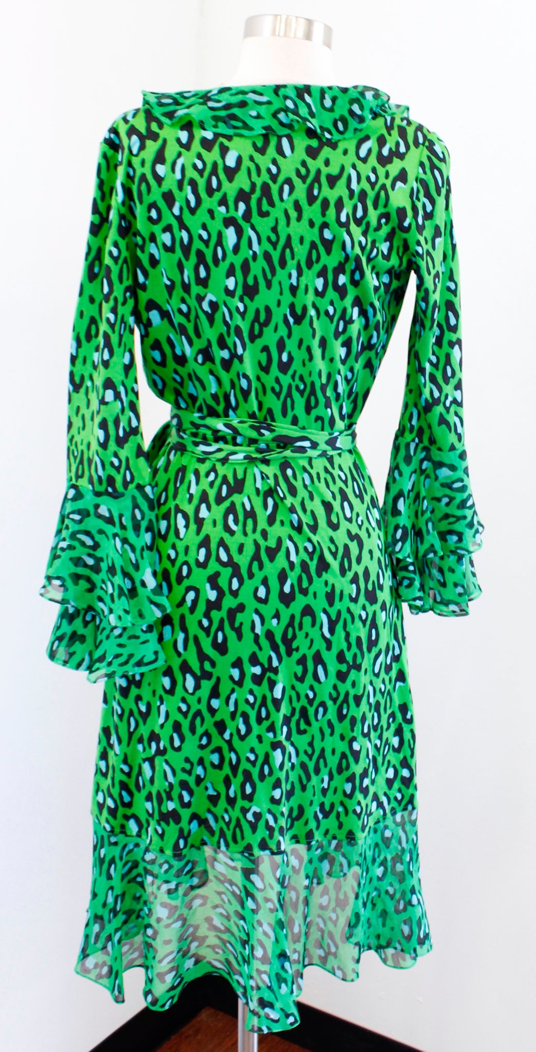 Diane Von Furstenberg Green Blue Leopard Print Ruffle Silk Wrap Dress Size 2