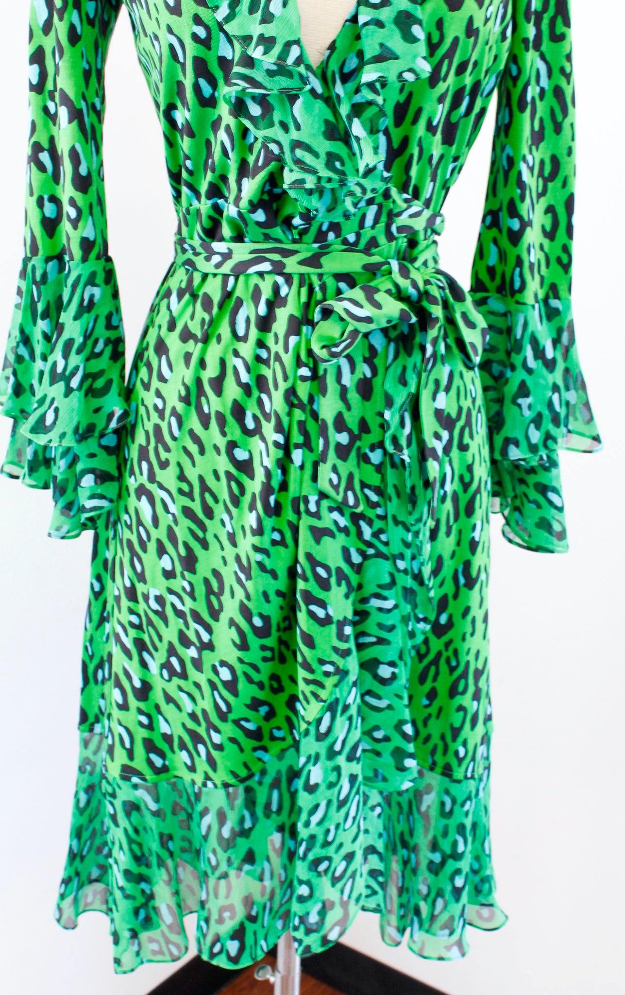 Diane Von Furstenberg Green Blue Leopard Print Ruffle Silk Wrap Dress Size 2