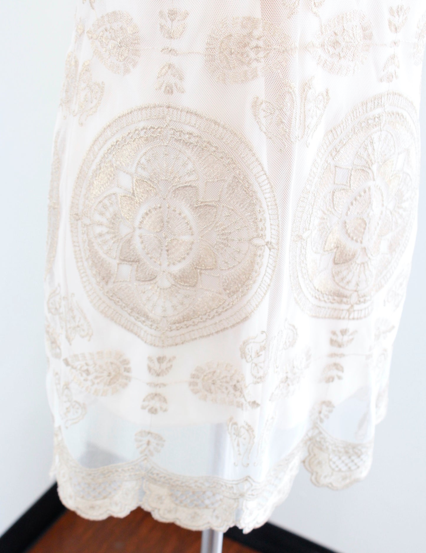 Jens Pirate Booty Ivory Gold Mandala Embroidered Mesh Tunic Dress Size S V Neck
