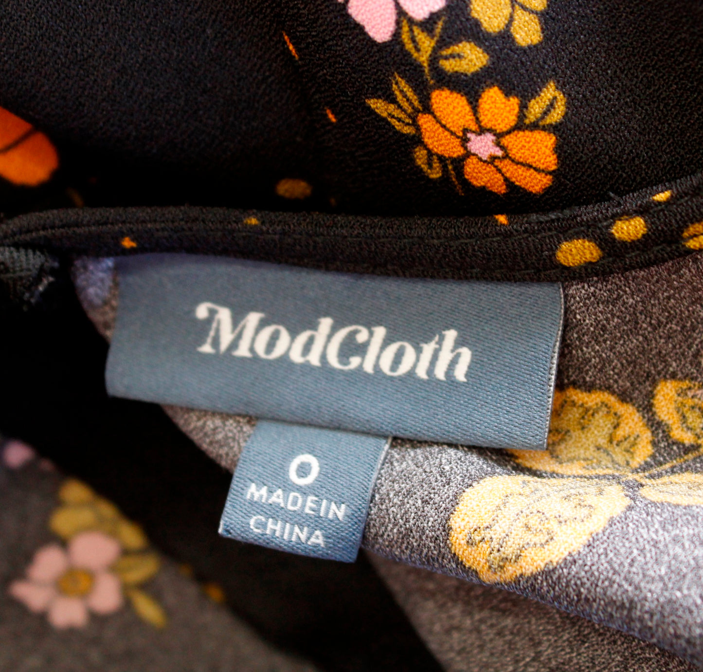 Modcloth Black Floral Print Short Sleeve A Line Faux Wrap Dress Size 0 Orange