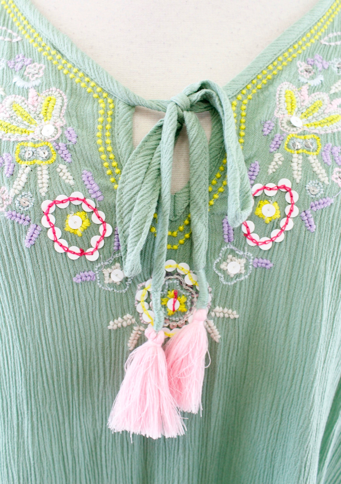 Floreat Anthropologie Persephone Green Crinkle Embroidered Top Blouse Size S