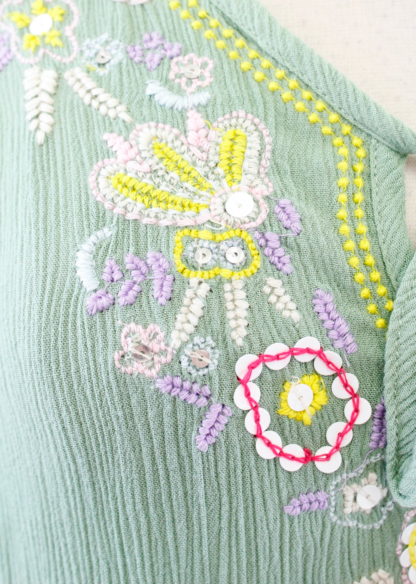 Floreat Anthropologie Persephone Green Crinkle Embroidered Top Blouse Size S