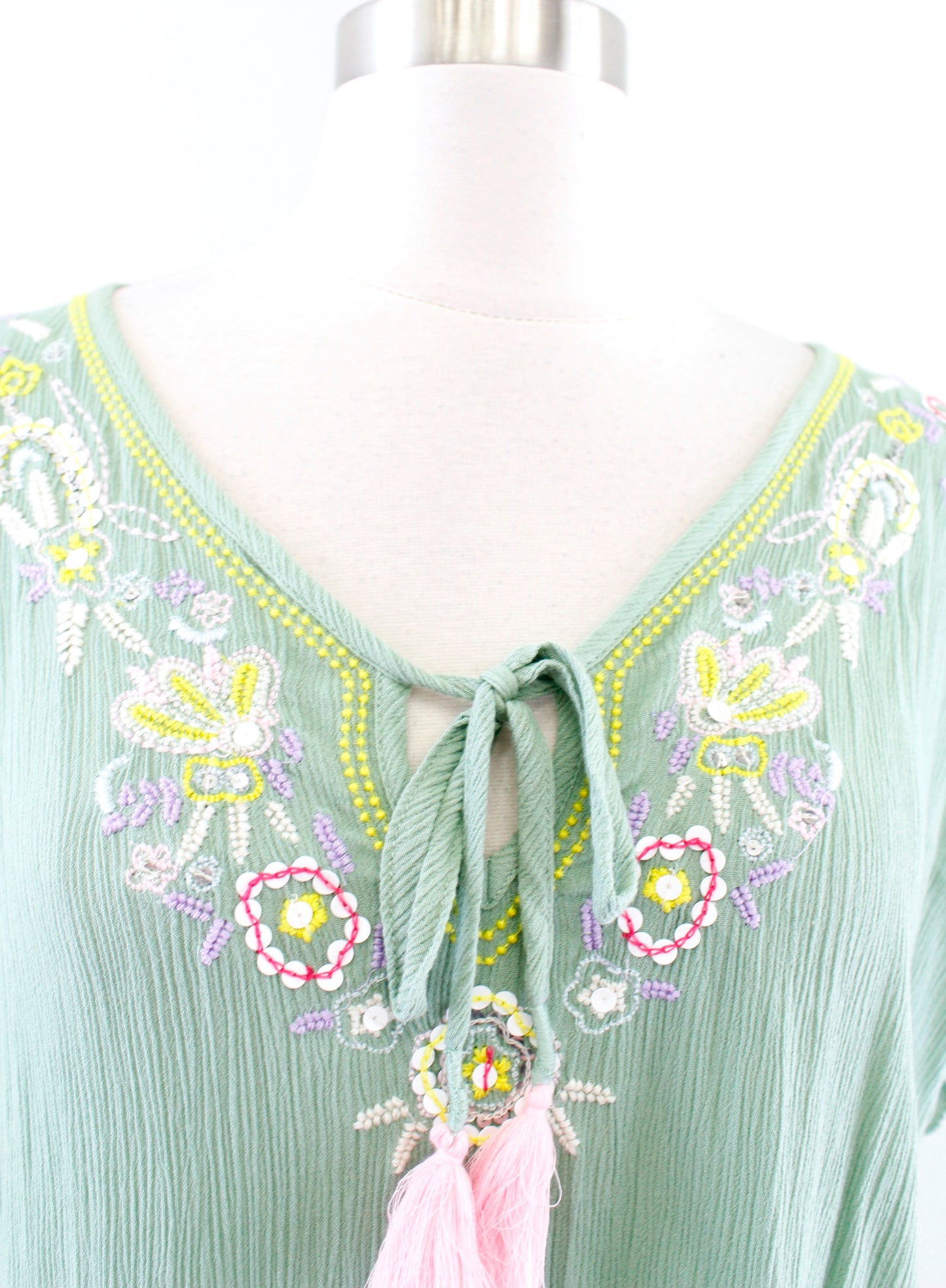 Floreat Anthropologie Persephone Green Crinkle Embroidered Top Blouse Size S