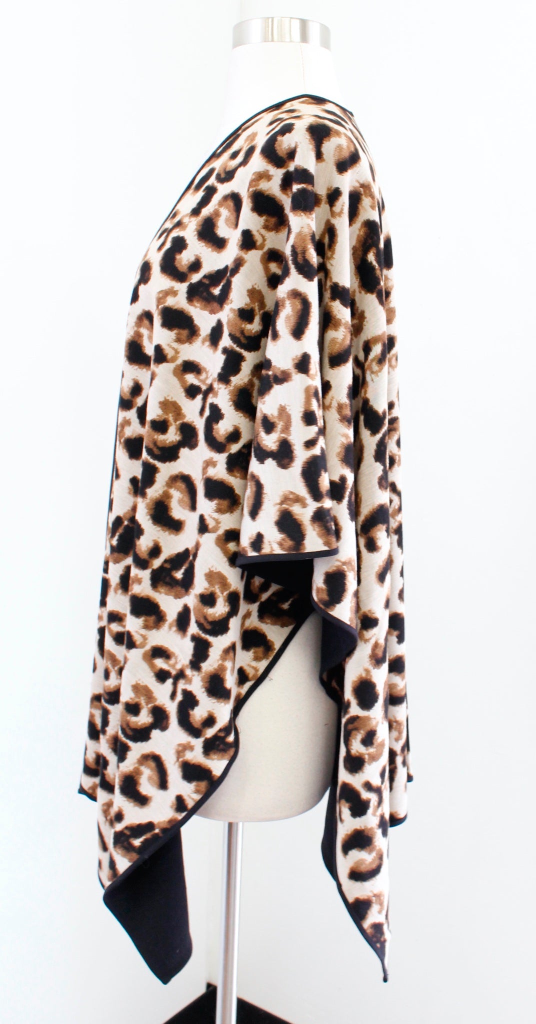 NWT $119 Chicos Cheetah Print Ruana Cardigan Kimono Size S / M Brown Black