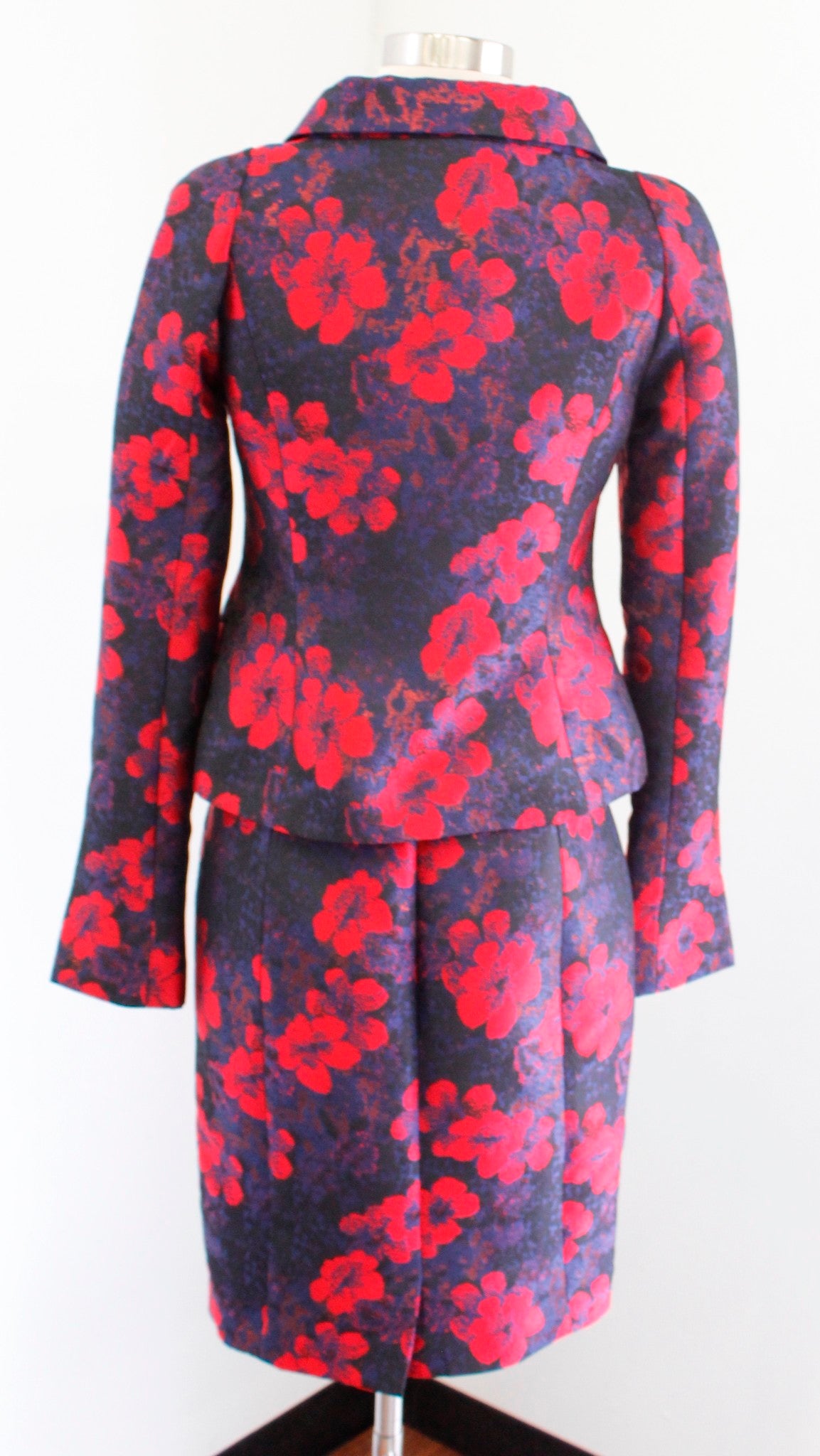 Doncaster Black Blue Red Floral Print Blazer & Skirt Suit Set Size 2 Career