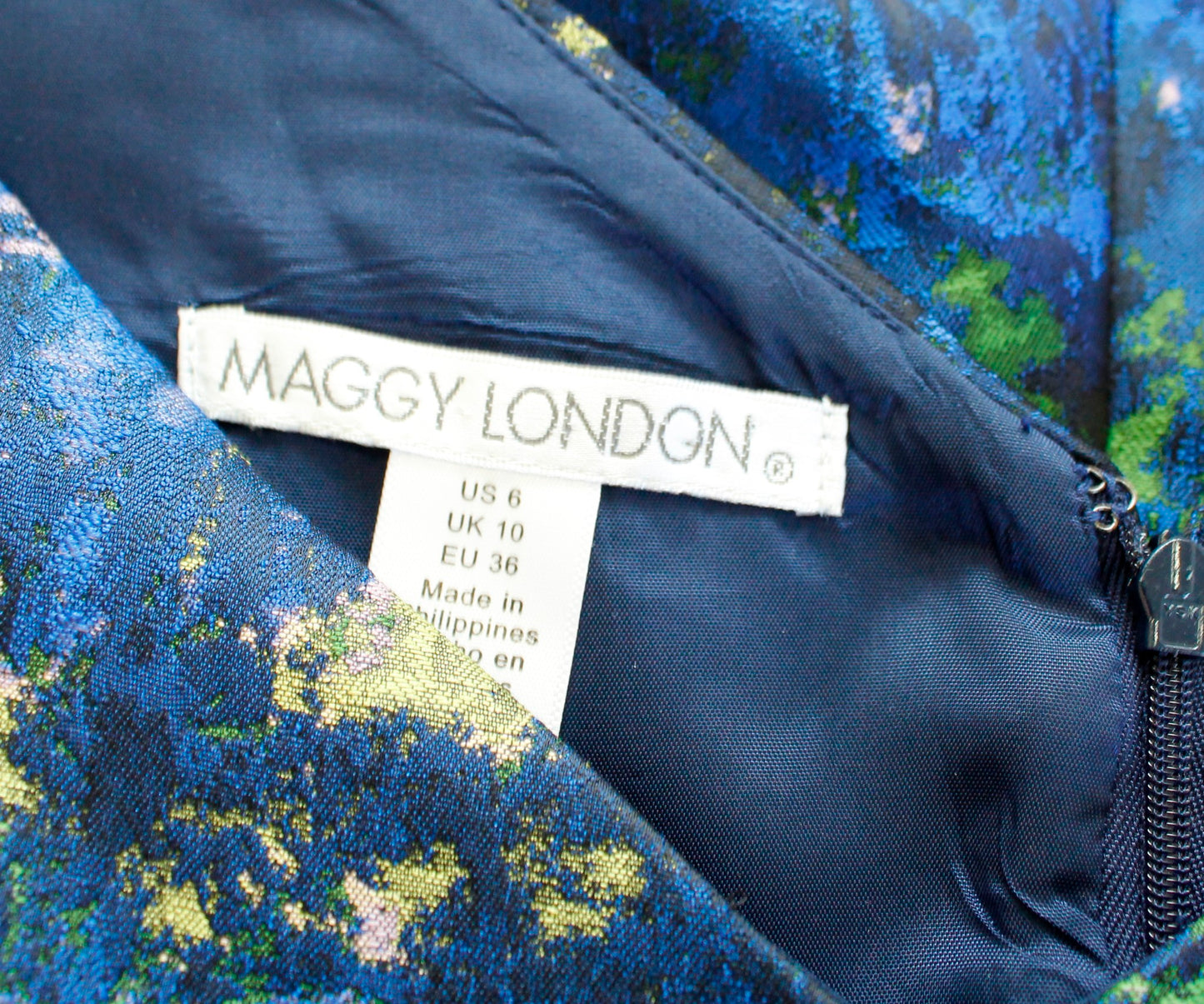 Maggy London Blue Brocade Cold Shoulder Sheath Dress Watercolor Art to Wear Sz 6