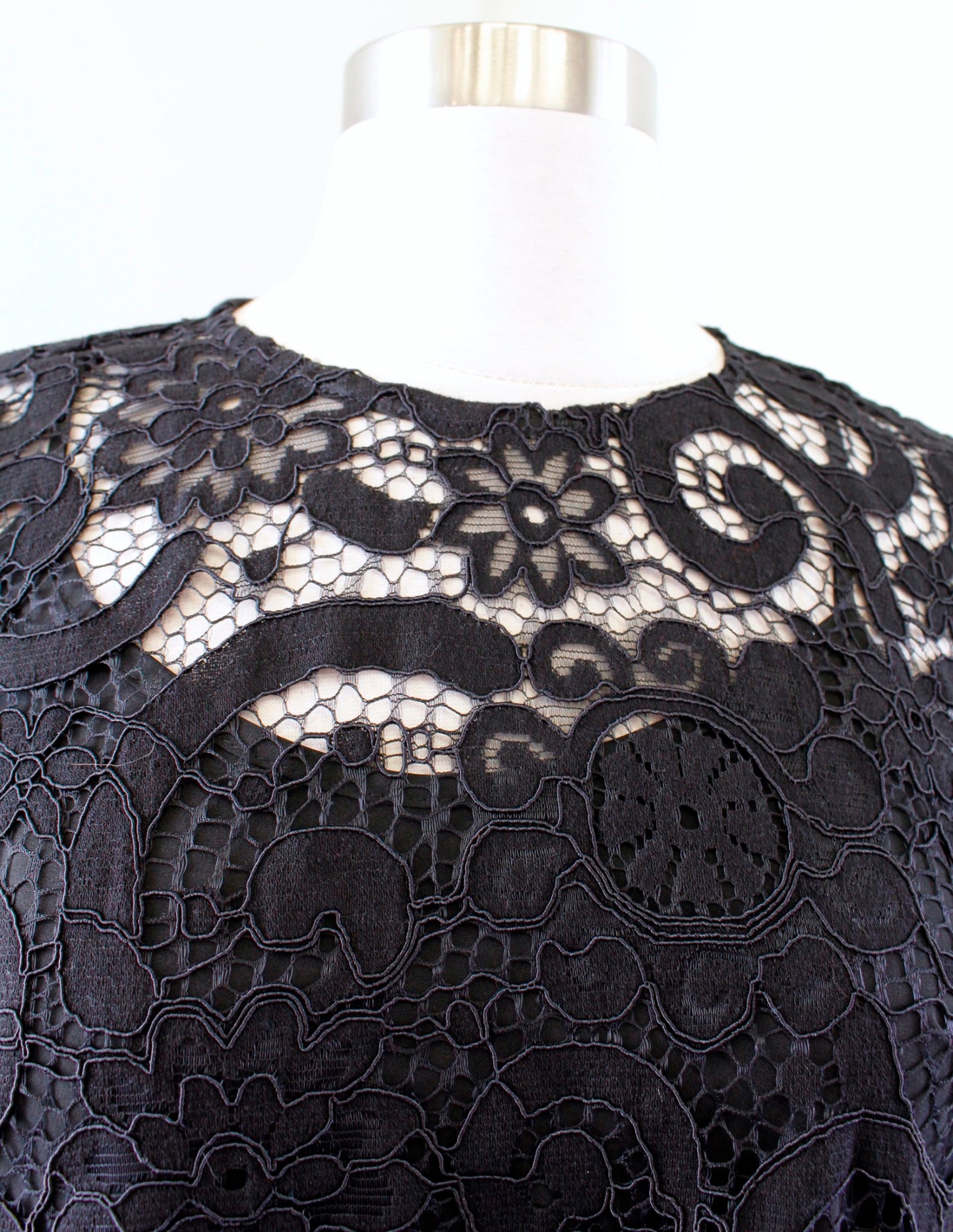 NWT Nanette Lepore Black Short Sleeve Lace Illusion Tie Bow Top Blouse Size S