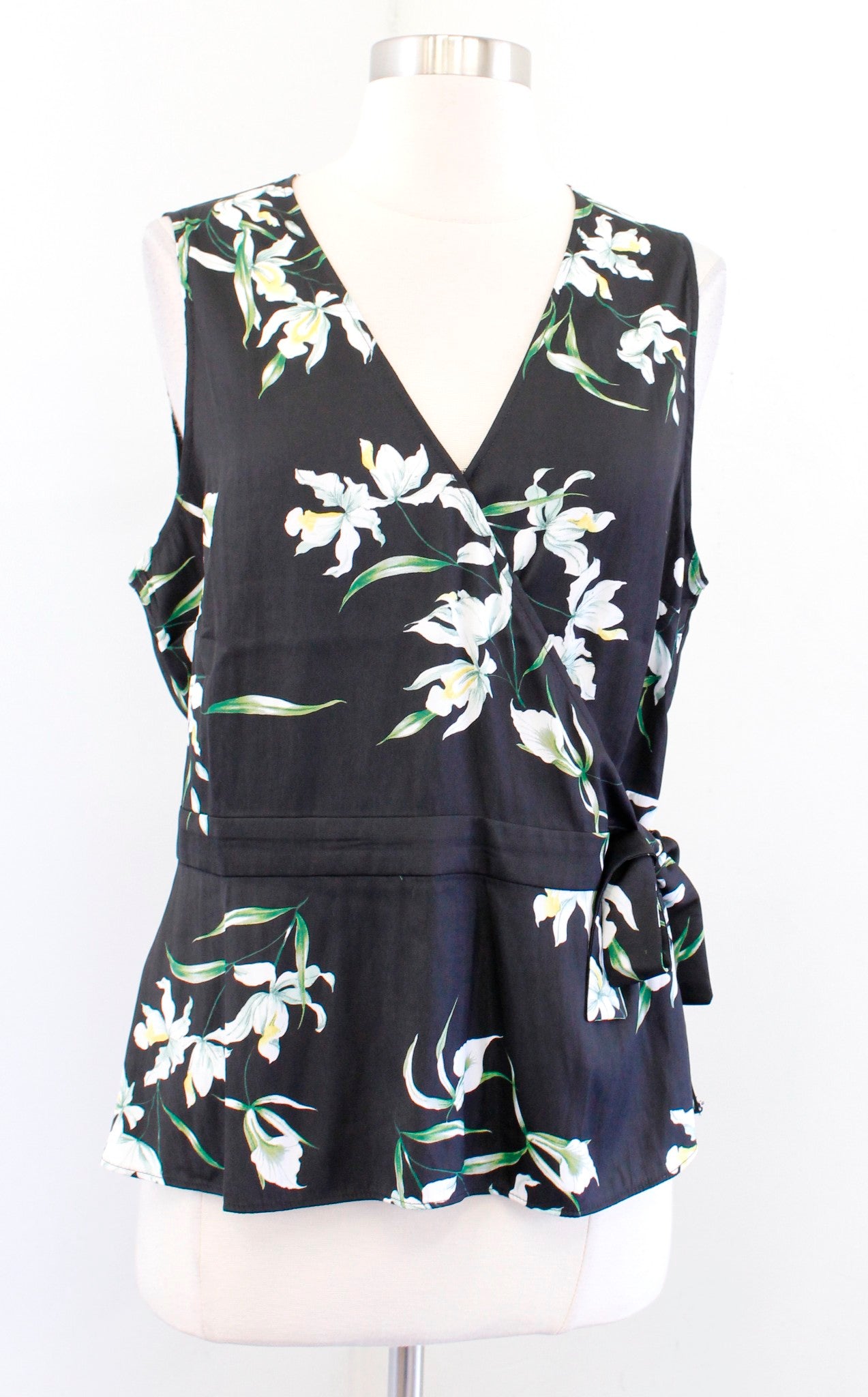 NWT Banana Republic Black Floral Wrap Tank Top Blouse Size L Sleeveless Tie