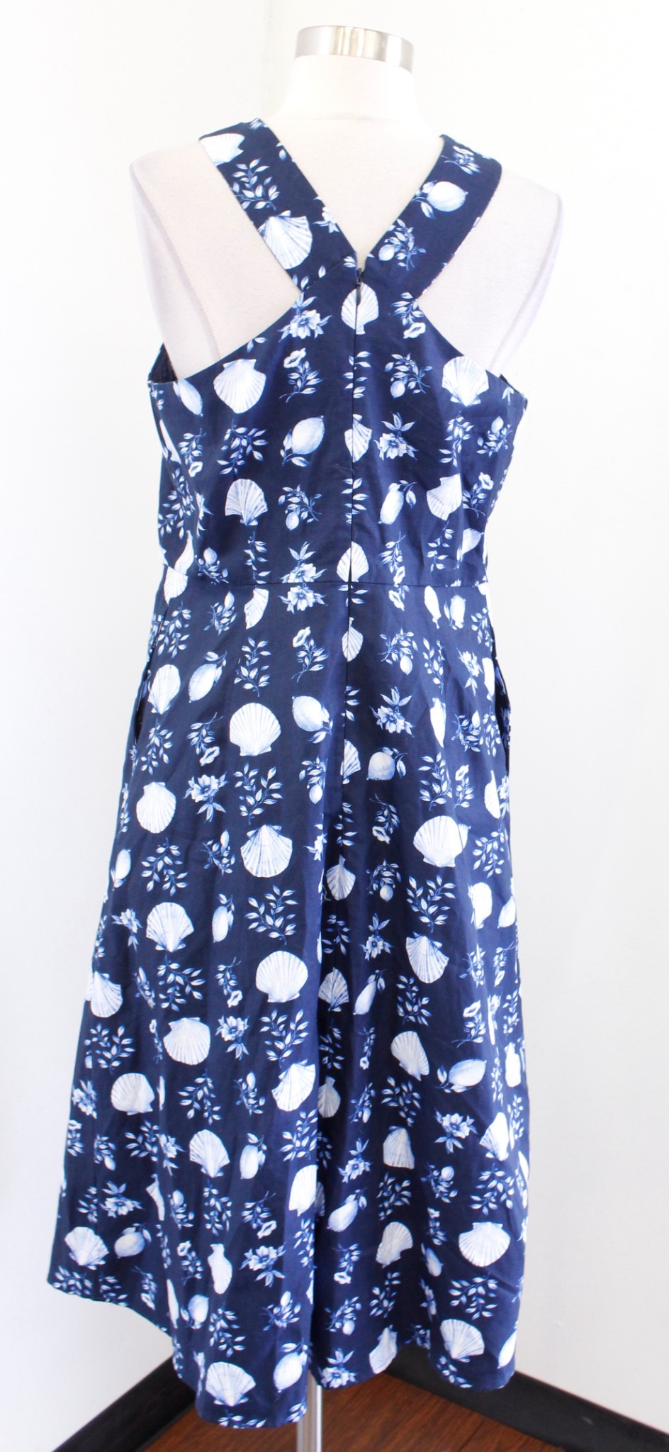 NWT Ann Taylor Navy Blue Seashell Print Halter Midi Flared Dress Size 8 Linen