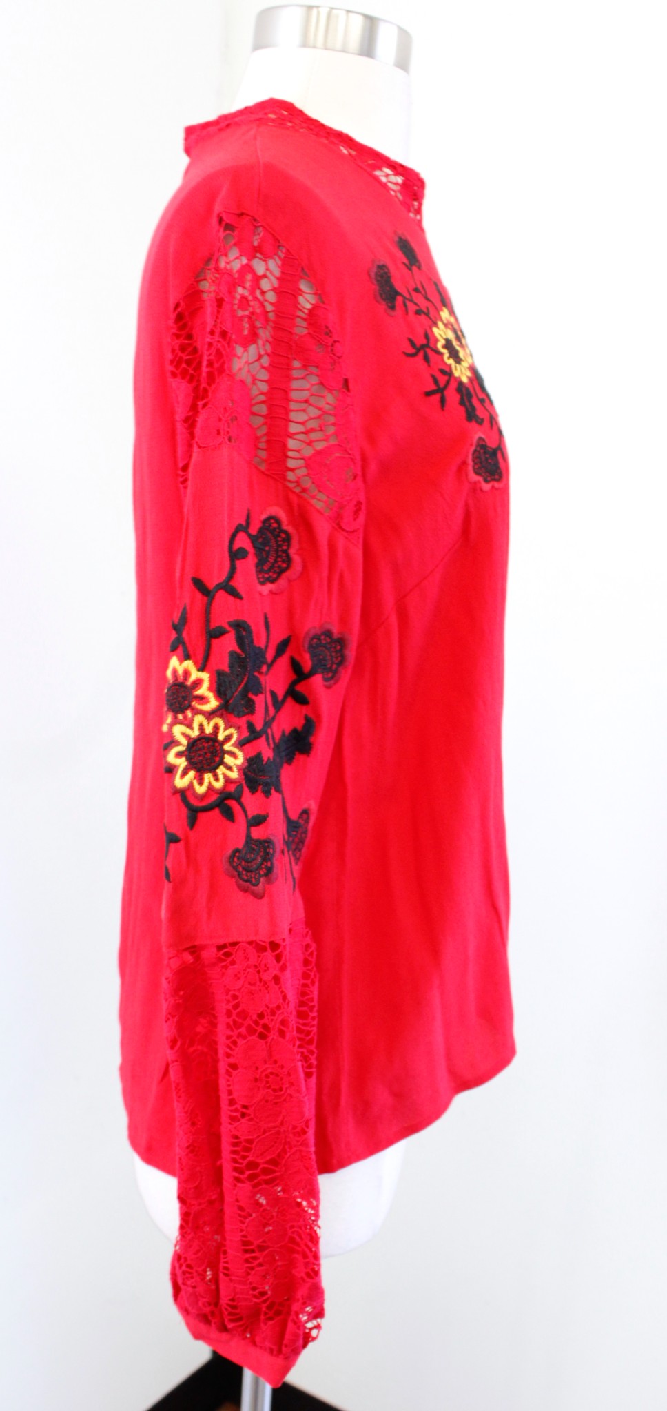 For Love and Lemons Red Floral Embroidered Lace Sleeve Top Blouse Size M Black Long Sleeve