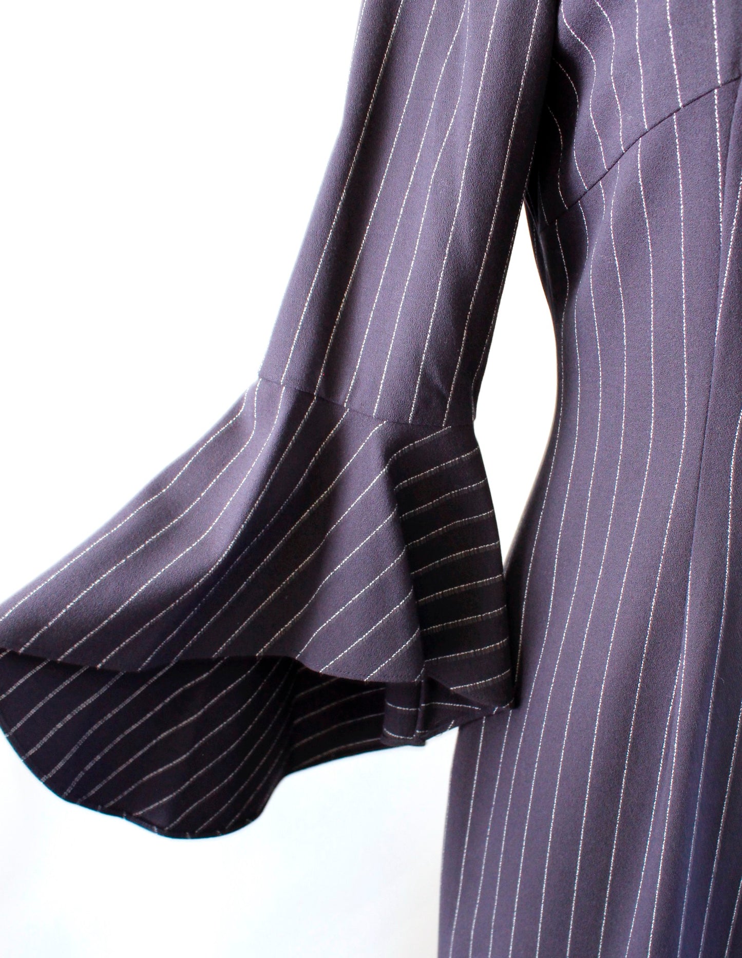 Tahari ASL Levine Navy Blue Pinstripe Flared Bell Sleeve Sheath Dress Size 4