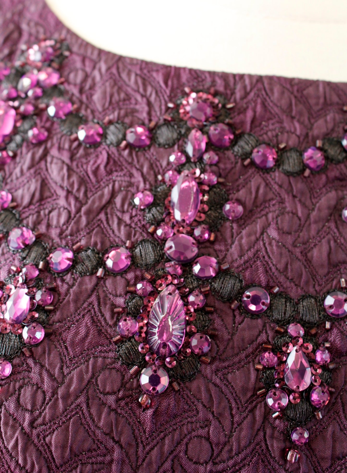 Tahari ASL Levine Purple Textured Beaded Embellished Sheath Dress Cocktail Sz 6