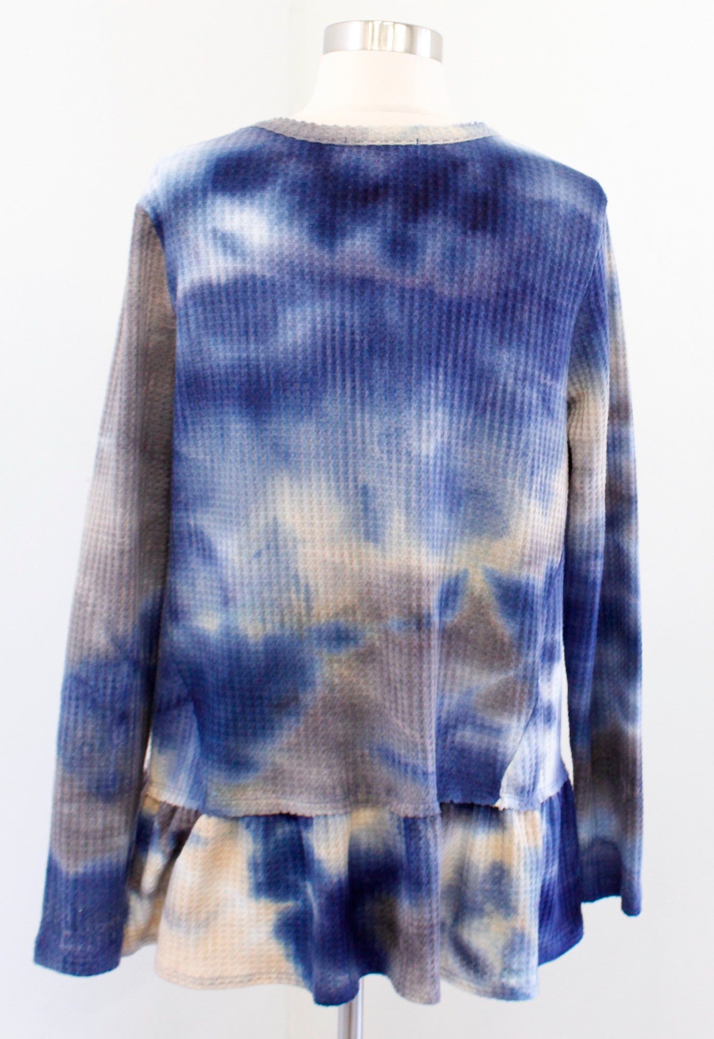 Eri + Ali Anthropologie Tallie Blue Tie Dye Thermal Knit Peplum Top Blouse Sz M long sleeve