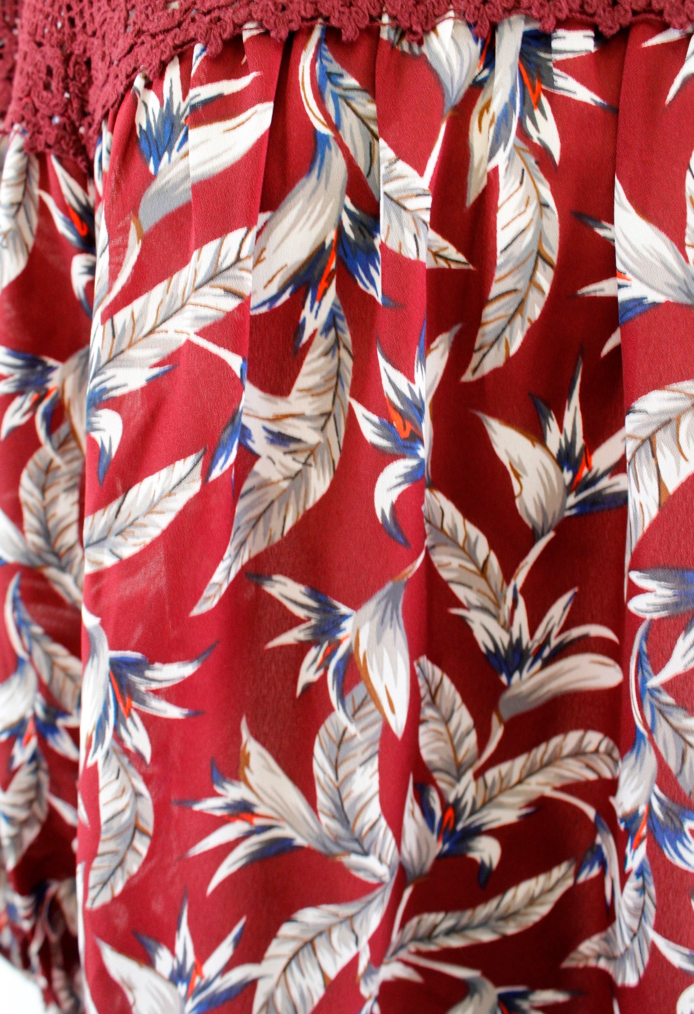 Mynahs Renyu Taandon Anthropologie Burgundy Red Floral Crochet Top Blouse Sz XS Long Sleeve