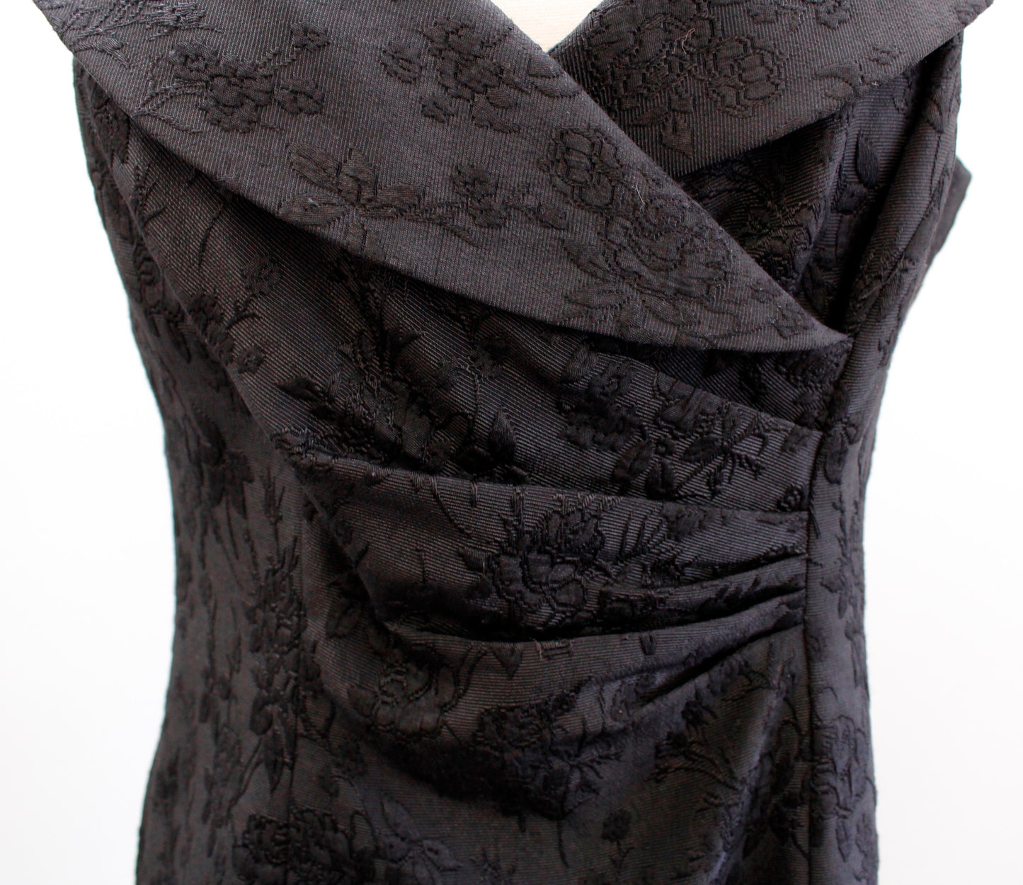 Tahari Levine Black Floral Embossed Envelope Collar Ruched Sheath Dress Size 6