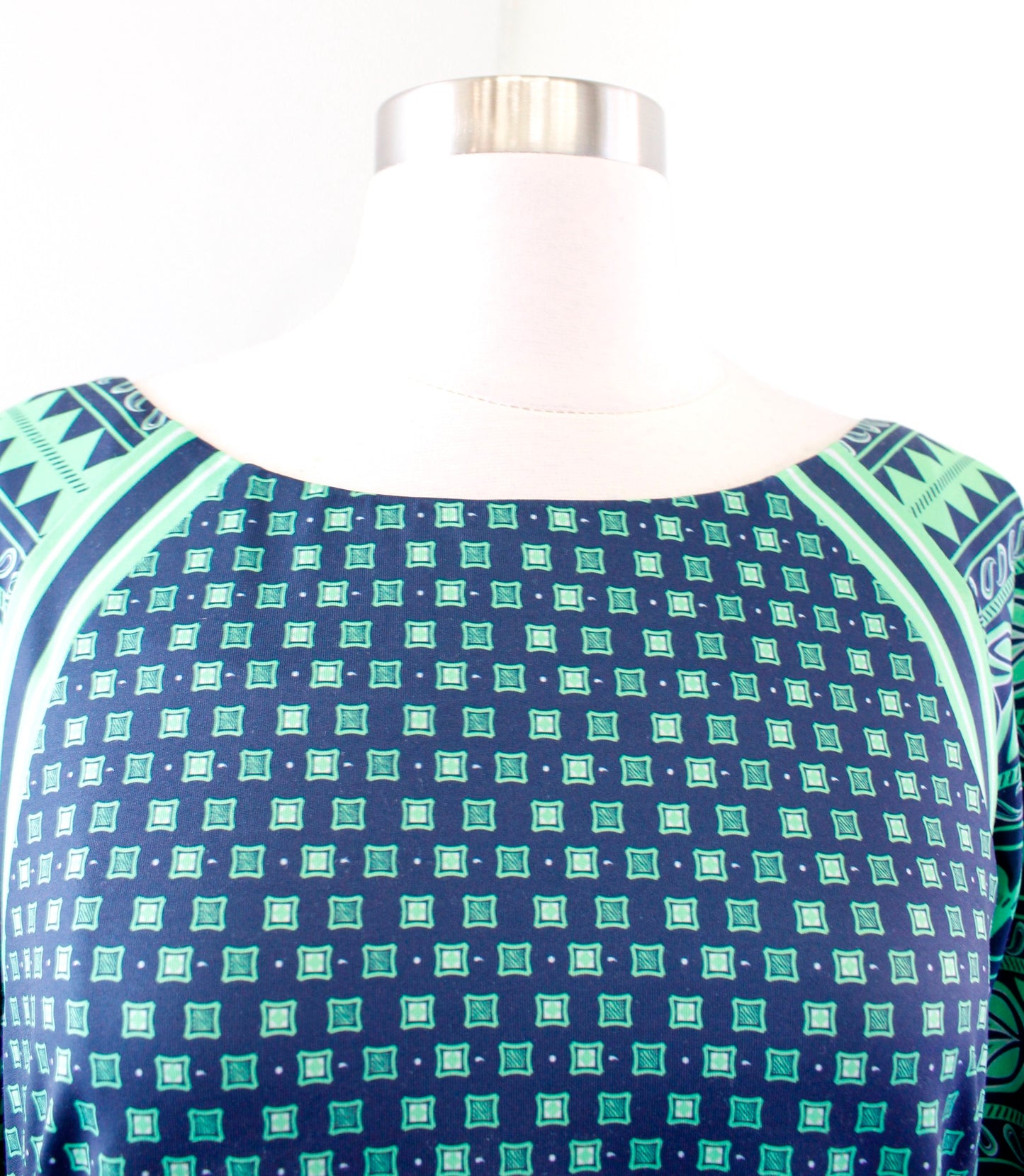 Gretchen Scott Navy Blue Green Geometric Print Top Blouse Size Shrimp XXS 2XS