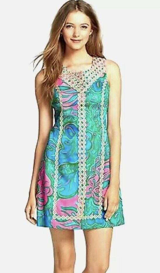 Lilly Pulitzer Macfarlane Lilly Lounge Print Shift Dress Size 2 Metallic Lace