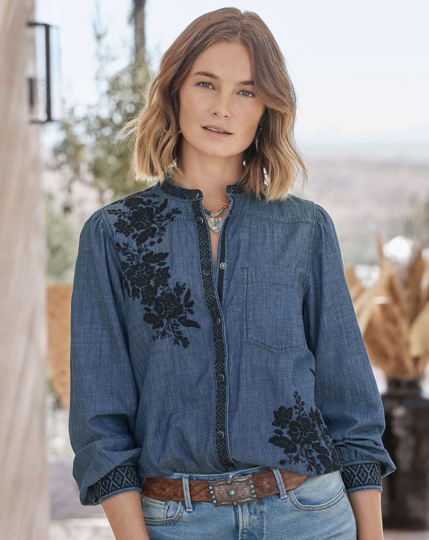 Sundance Catalog Lennon Demin Chambray Floral Embroidered Blouse Shirt PXS XSP Long sleeve