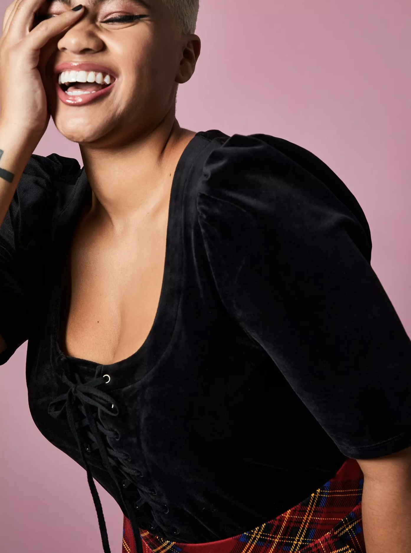 NWT Torrid x Betsey Johnson Black Soft Velvet Puff Sleeve Corset Top Blouse 4 4X